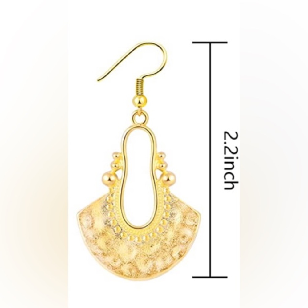 Beautiful earrings - Picture 3 of 3